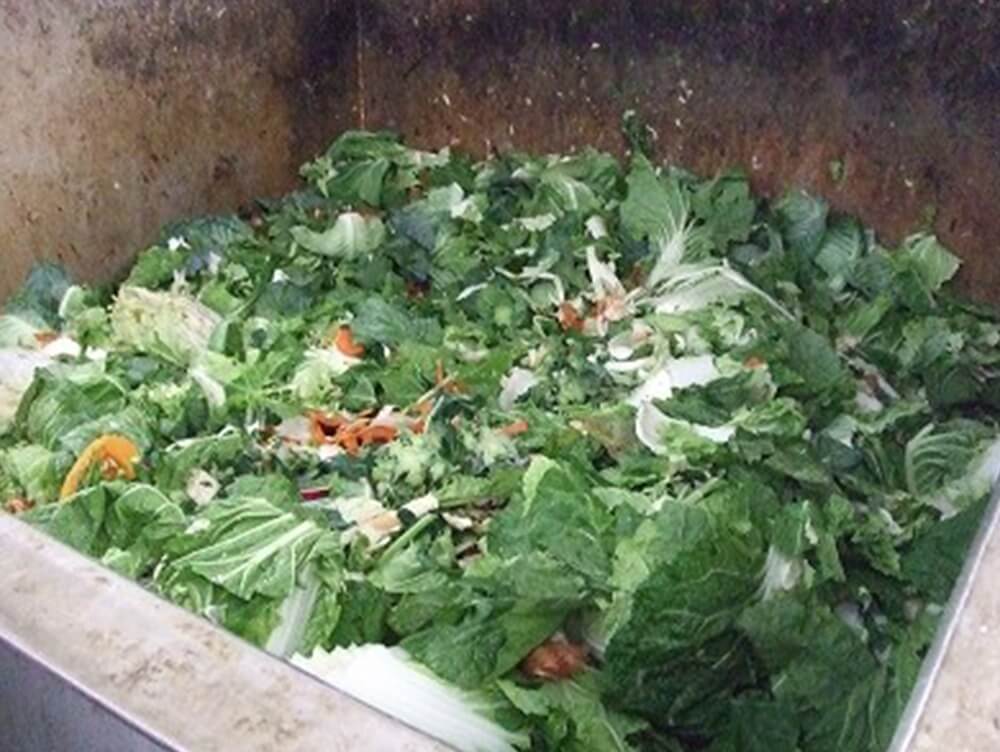 野菜くずをリサイクル